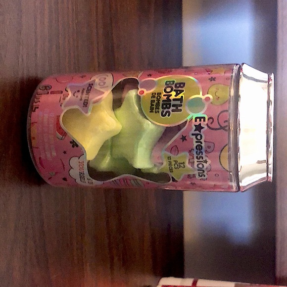 1 Bath Fizzer and 1 Bath Bombs 12pcs - Picture 3 of 3